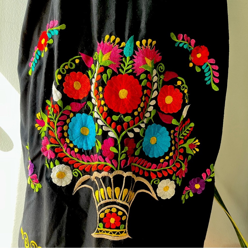 Authentic Casa Flores Dress• Hispanic Heritage•Sz l - Picture 6 of 13